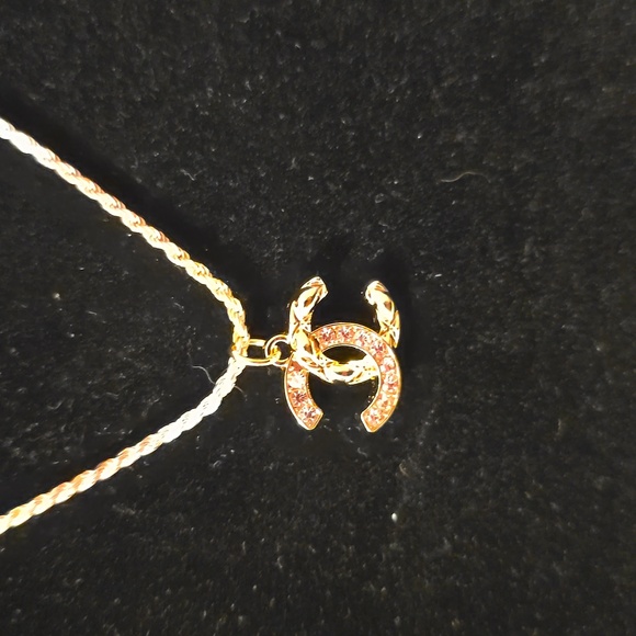 unbranded Jewelry - Lux Inspired With 9.25 Sterling Silver Necklace  20 In Size NWOT